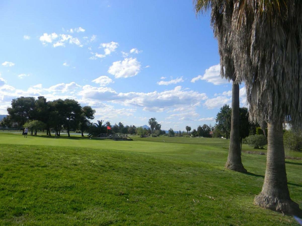 Апартаменти Oliva Nova Golf Екстер'єр фото
